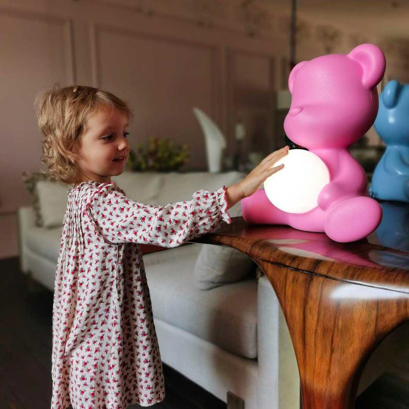 Lampada in polietilene da Tavolo ricaricabile Teddy Girl QEEBOO