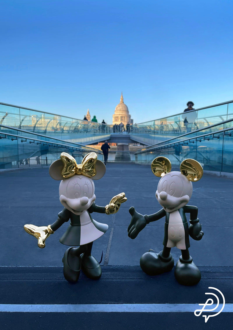 Scultura Pop Mickey Welcome Bicolore H 30 cm. Leblon Delienne