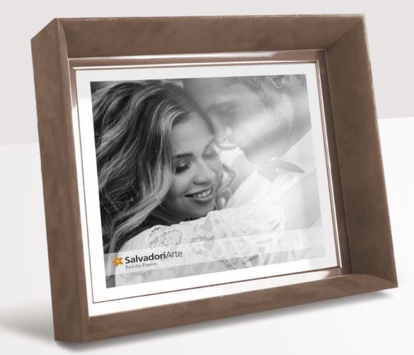 Portafoto Passion Velluto con profilo in Metallo Lucido 20x25cm Salvadori Cornici