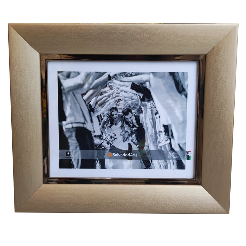Portafoto Chic con profilo in Metallo Lucido 20x25cm Salvadori Cornici