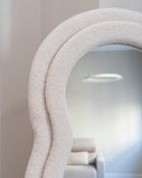 Flamingueo | Specchio Wavy Mirror Charlotte Ondulato da Parete e da Terra in tessuto