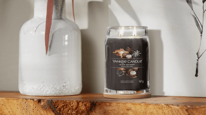 Candela Profumata Black Coconut Yankee Candle