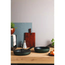 padella foto ambientata in cucina