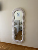 Flamingueo | Specchio Wavy Mirror Charlotte Ondulato da Parete e da Terra in tessuto