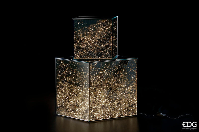 Teca Cubo con 150 Led EDG